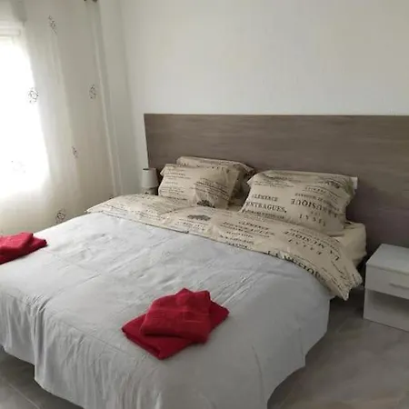 Cerca De La Playa Apartment